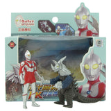 Boneco UltraMan com Monstro