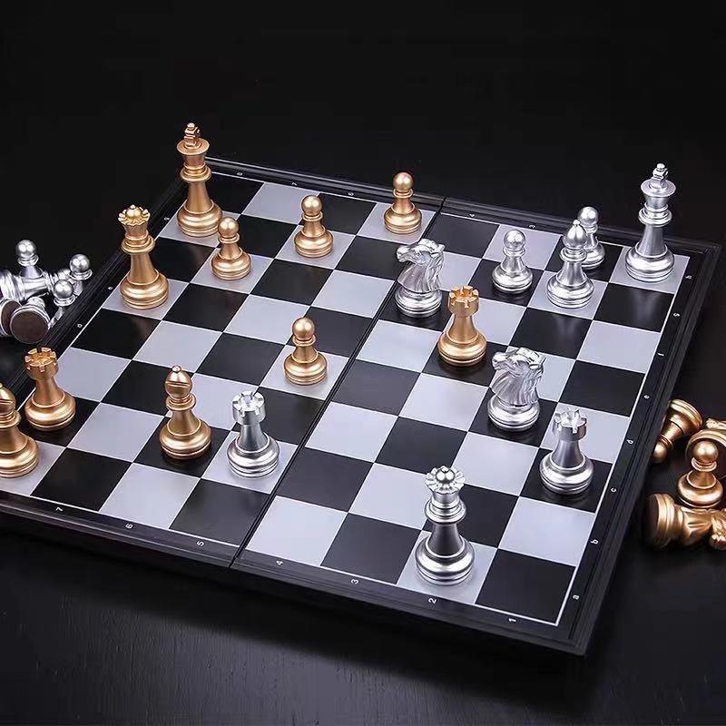 ERYUE Conjunto de xadrez magnético 2 em 1,Conjunto de xadrez magnético 2 em  1 Conjunto de xadrez e damas dobrável Conjunto de xadrez portátil Jogos de  viagem Conjunto de rascunhos Entretenimento Brinq