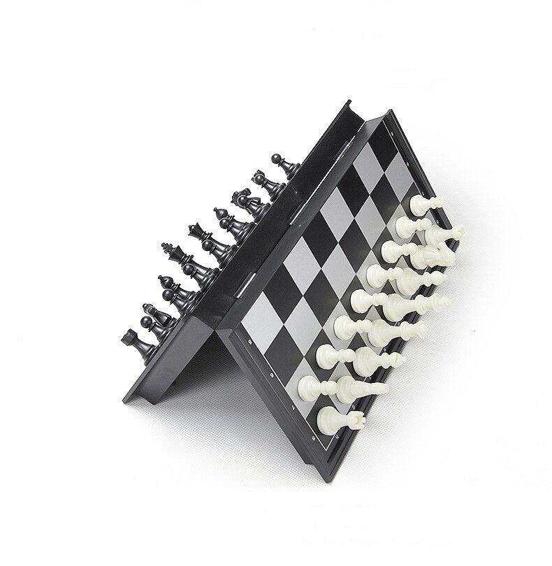 3 em 1 Xadrez magnético de Viagem, Damas Anglo-Americanas, jogo de Xadrez  com Xadrez com tabuleiro - China Jogo de tabuleiro e Xadrez preço