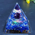 Orgonite Pirâmide Chakra Cristal - NerdLoja