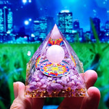 Orgonite Pirâmide Chakra Cristal - NerdLoja